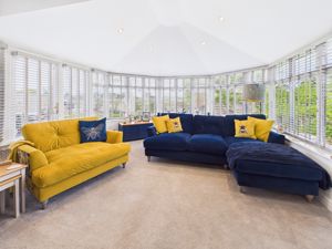 Garden Room- click for photo gallery